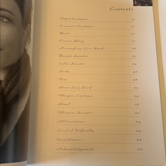 Lot of 2 Knitting Pattern Books Debbie Bliss and Ella Rae - Picture 3 of 5